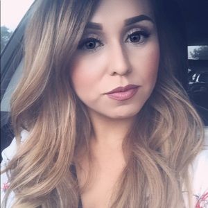 Meet your Posher, Janet